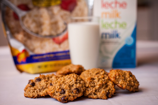 Banana Oats Cookies with Milk