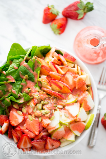 Apple-and-Pear-Spinach-Salad-with-Strawberry-Vinaigrette-9