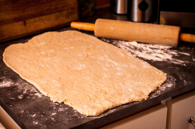 Apple Cinnamon Roll Dough