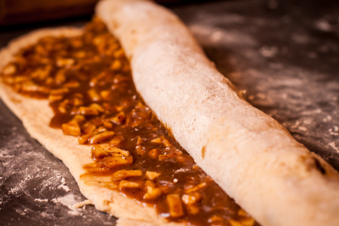 Apple Cinnamon Roll Dough Final Roll