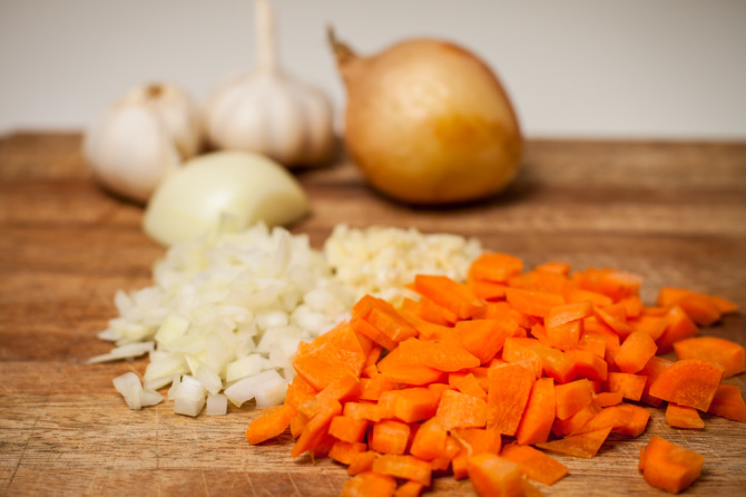 Broccoli-Soup-onion-garliic-carrots