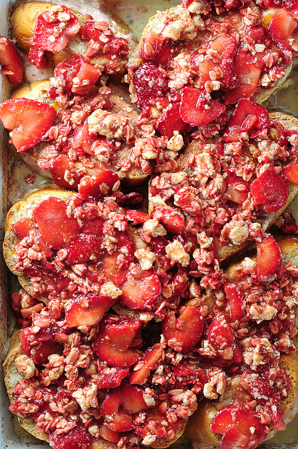 strawberry-french-toast-casserole-2